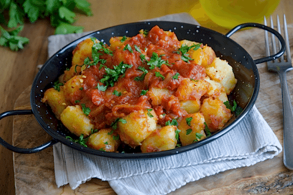 Patatas Bravas Tarifi